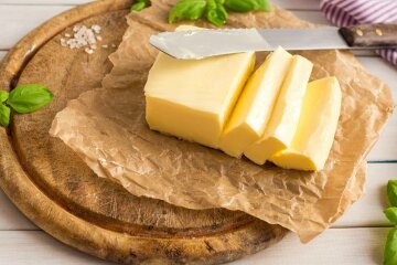Шкода вершкового масла: лікарі назвали денну норму
