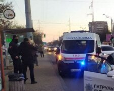 В Одессе сбили пешехода, откинуло на другое авто: кадры с места аварии