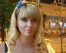 Украинка с 13-м размером разделась и показала, что огромный у нее не только бюст: "Классный орешек"