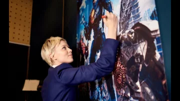 Топ-5 зірок Голлівуду, які вільно говорять українською: є чому повчитися