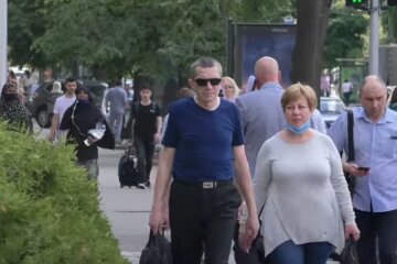 украинцы, лето, пенсии, зарплаты, жара, погода, скрин