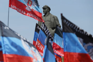 Українців розсмішив епічний виступ чорного Леніна з “ДНР”