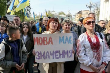 Народний депутат розкритикував мовний закон: “посприяв окупації Донбасу”
