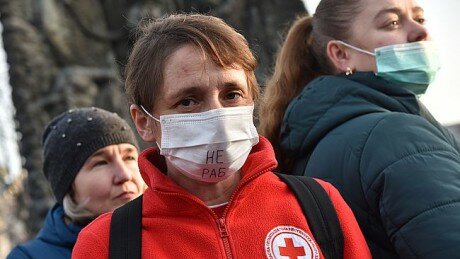 Бунт набирает обороты во Львове: люди массово выходят на улицы, кадры происходящего