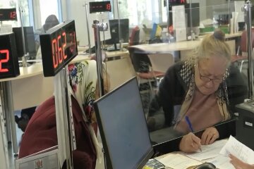 Денежная помощь для пенсионеров в Николаевской области