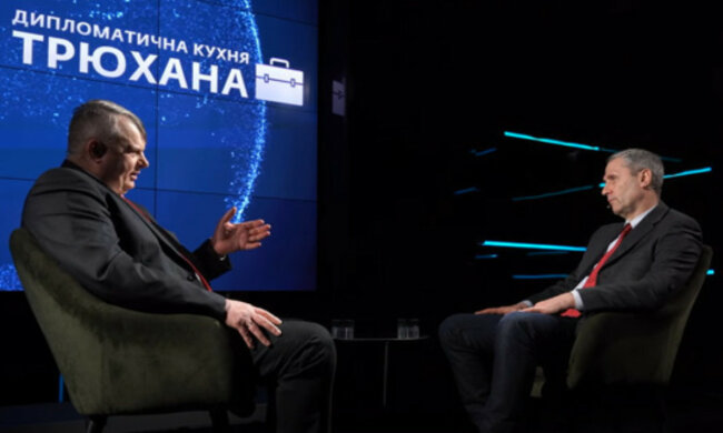 Игорь Козий рассказал, чего добивался Путин мигрантским кризисом на белорусской границе