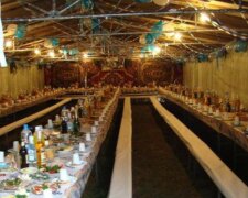 Украинцы вспомнили старые сельские свадьбы, фото: "без лимузинов и ресторанов"