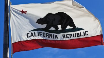 В Калифорнии начали сбор подписей за выход из США
