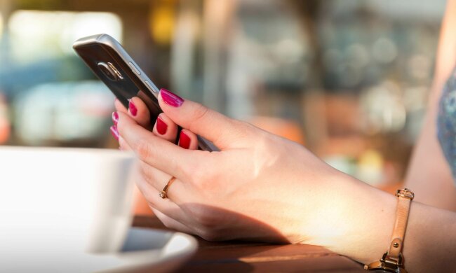 смартфон мобилка телефон