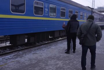 Новий графік руху поїздів в Дніпропетровській області