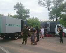 Боевики «ДНР» передали Украине 23 заключенных (фото)