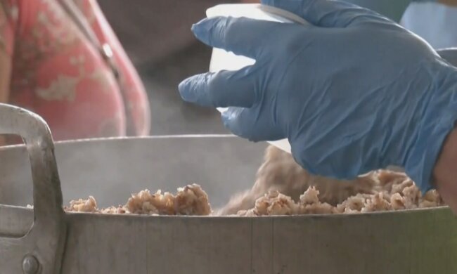 Безкоштовні продукти для ВПО та пенсіонерів у Миколаївській області