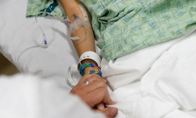 "Поставили діагноз ГРВІ": грип забрав життя дніпрянки, рідні не вірять і просять про допомогу