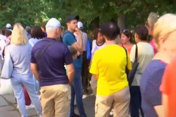 Безкоштовні продукти для ВПО та пенсіонерів в Харкові