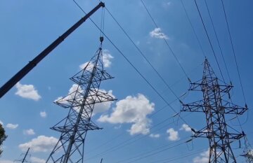 Графики отключения света в Запорожье на 6 и 7 августа