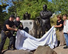 В Киеве открыли памятник офицеру военной разведки Сергею «Степу» Васильчуку