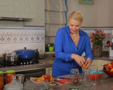 Смачно, як у мами: "Мастер Шеф" Литвинова дала рецепт незвичайних маринованих помідорів із перцем