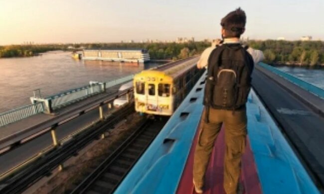 У Києві зацепер загинув під вагоном метро, Кличко зробив заяву: "Нам вдалося затримати..."