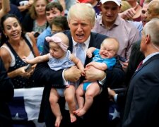 Фото Трампа з немовлятами стало найкращим знімком року за версією Times