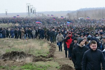 "Перейшли до погроз": бойовики "ЛНР" оголосили екстрену мобілізацію, почавши вилов українців