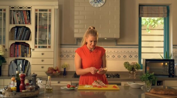 "Мастер Шеф" Литвинова дала оригінальний рецепт для ситної вечері з ...