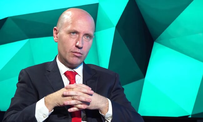 Бизяев объяснил, почему Китай запретил криптовалюту