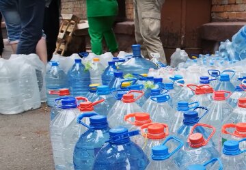 Безкоштовні продукти для ВПО у Полтаві