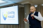 Партия "Сила нации" первой заявила о готовности подставить плечо новому правительству. Но готова и остро критиковать