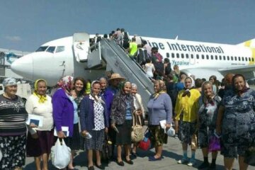 Бабусі, які вже стали популярними, знову здивували Бориспіль (відео)