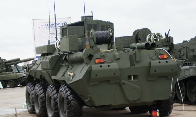 На Донбасі помічені колони ряджених з Росії