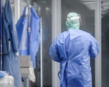 "Поїду туди, де працю лікаря цінують": українські медики пакують валізи до Польщі, терпець урвався