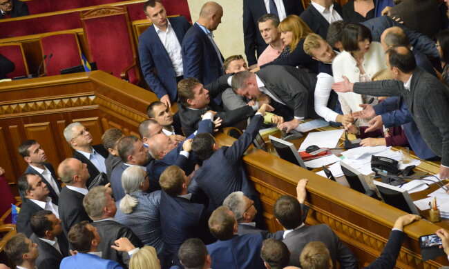 верховная рада, драка, Черновол, реинтеграция донбасса