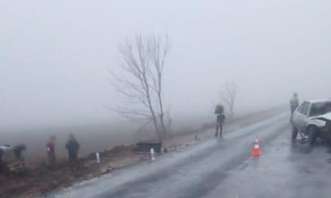 Авто з дітьми потрапило в масштабну ДТП на Одещині: "удар був настільки сильним, що..."