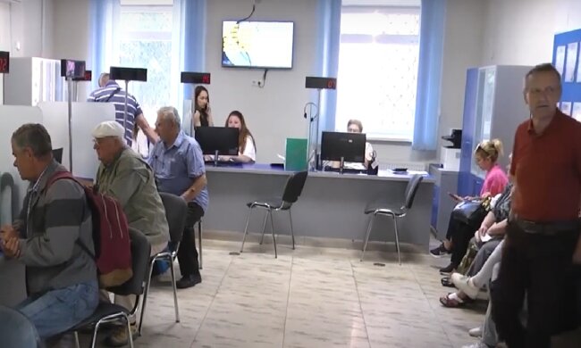 Грошова допомога для пенсіонерів у Сумській області