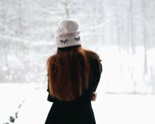 зима, жінка, самотність