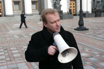 Скандальний політик запропонував зробити Львів столицею України: "нехай там влаштовують..."