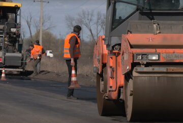 Обмеження руху транспорту в Дніпрі