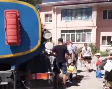 "Гиря, прив'язана до ніг": росіяни заплатять десятки мільярдів за воду в Криму зі своїх кишень
