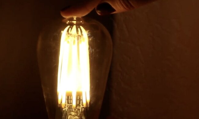 Графік відключення світла в Дніпропетровській області на 8 листопада