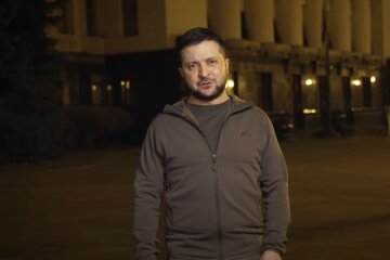 Зеленський записав нове відеозвернення, війна триває вже місяць: «Я прошу вас…»