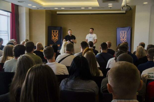 Лідер Нацкорпусу Білецьций попередив про нову хвилю діяльності антиукраїнських сил: "Наша задача - не допустити реваншу"