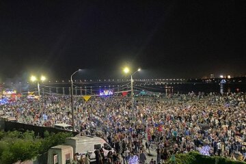 В МОЗ забили тревогу из-за празднования Дня города в Днепре: "Тысячи людей..."