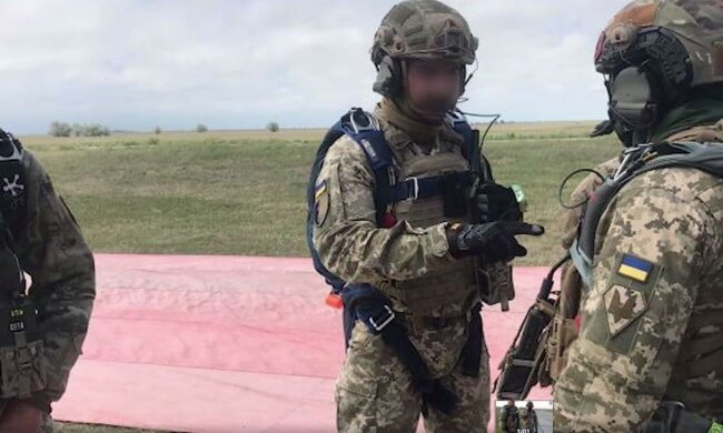 Українські «морські котики» провели навчання, відео: "Десантувалися в тил ворога"