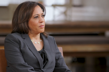 Камала Харрис