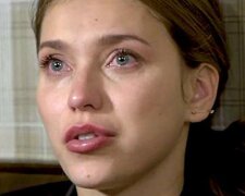 Регіна Тодоренко плаче