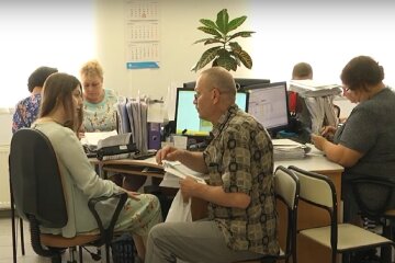 Денежная помощь для пенсионеров в Запорожье