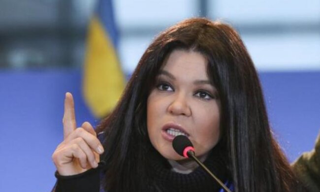 "Давайте знімемо з себе шаровари": Руслана несподівано закликала до "революції"