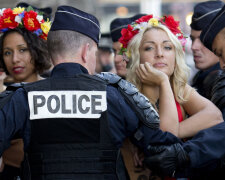 Активистки Femen устроили «горячую» акцию в центре столицы: подробности и фото