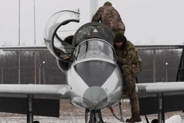 Перший раз після катастрофи: у Харківській області відновили польоти на Ан-26, відео