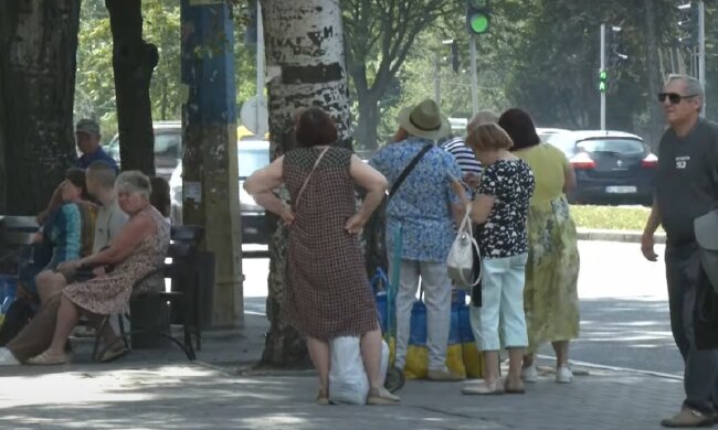 Грошова допомога для пенсіонерів у Запоріжжі 